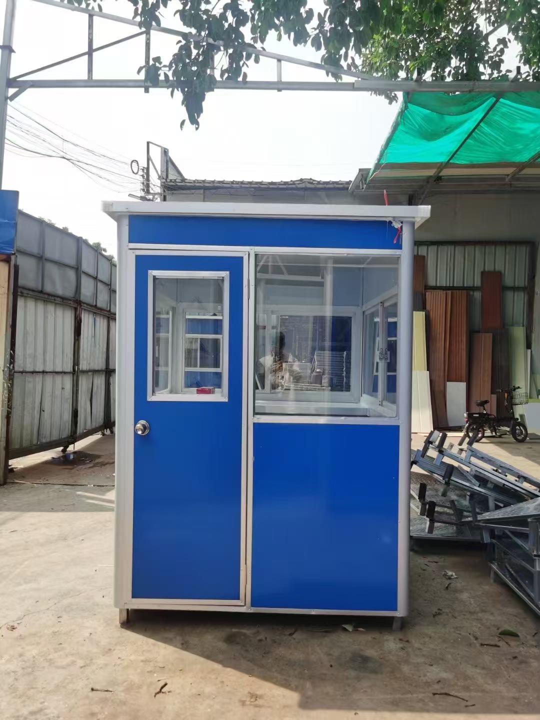 89c1bee413edb450e00e4ebf0366adc